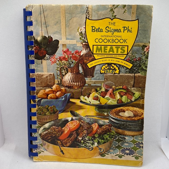 The Beta Sigma Phi International Cookbook Meats Spiral Bound 1968 Vin… - Picture 1 of 10